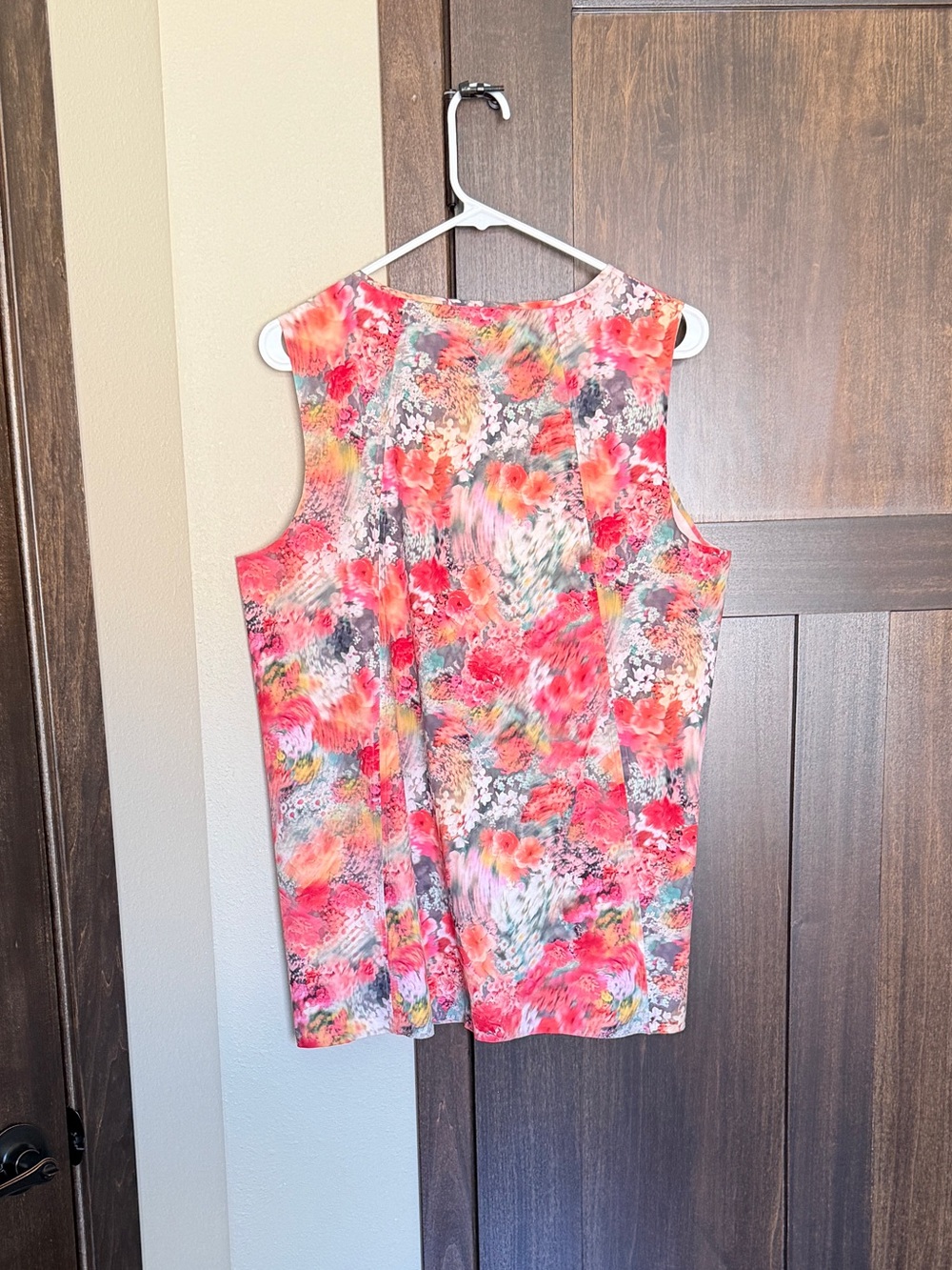 Athleta Women’s Refined Zephyr Bloom Tank Top Pullover Size Large - Picture 3 of 10